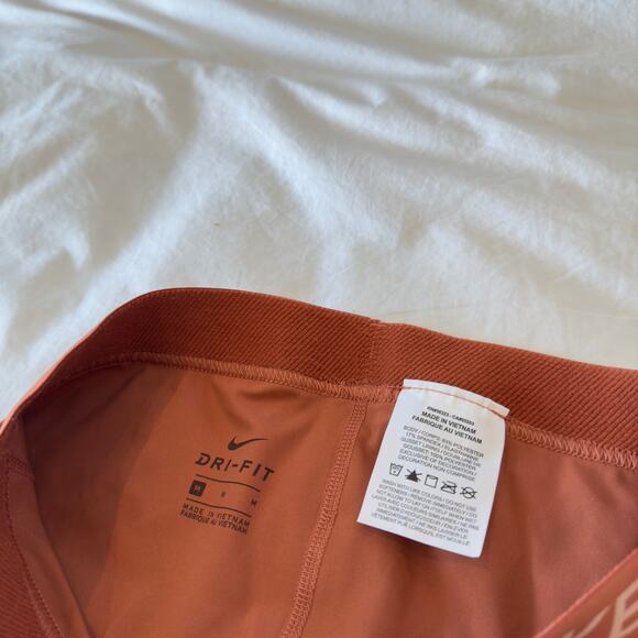 Nike Pro SRF Sport Crop Leggings Size M in Brown Pink - Picture 2 of 6